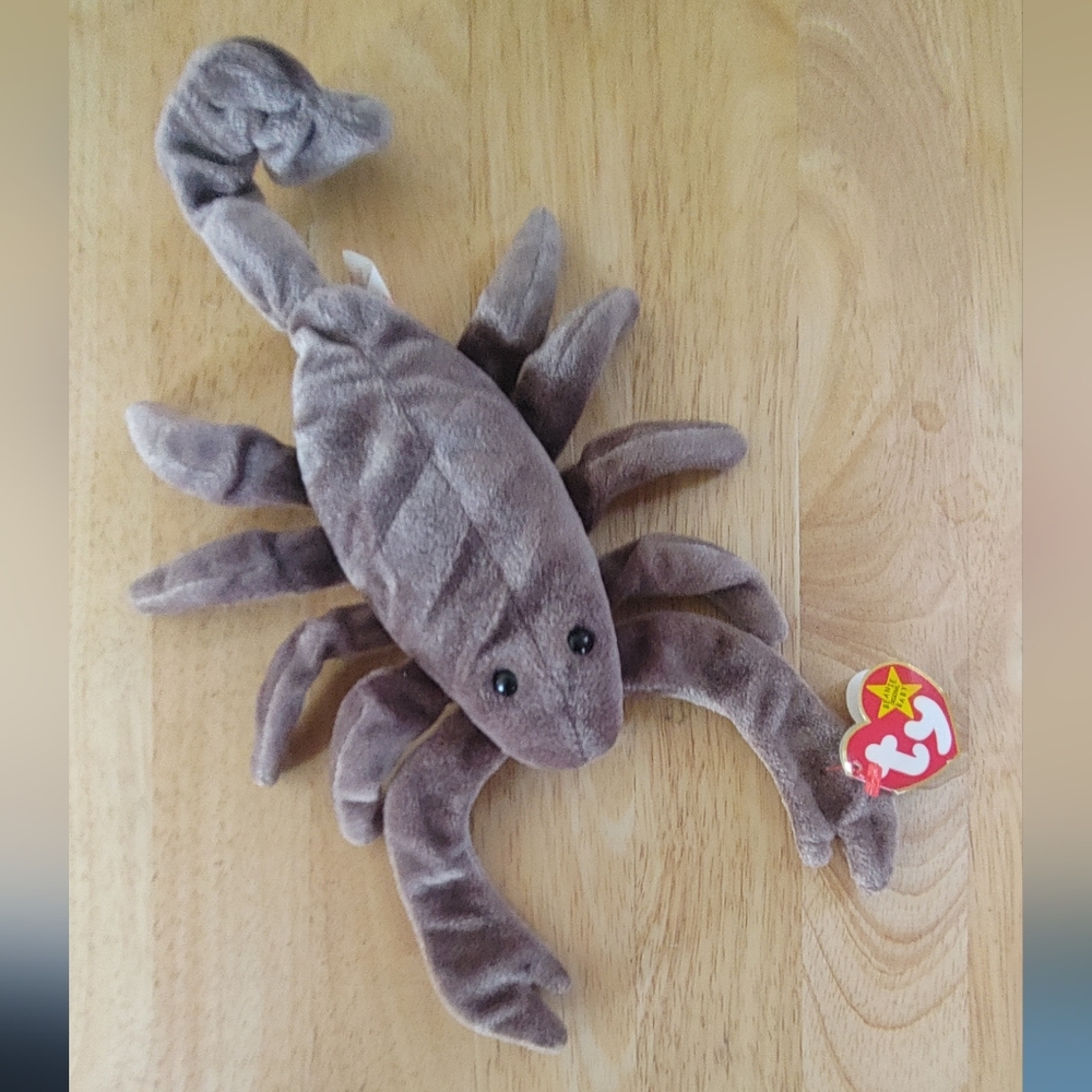 Ty Beanie Baby Collectible " Stinger"